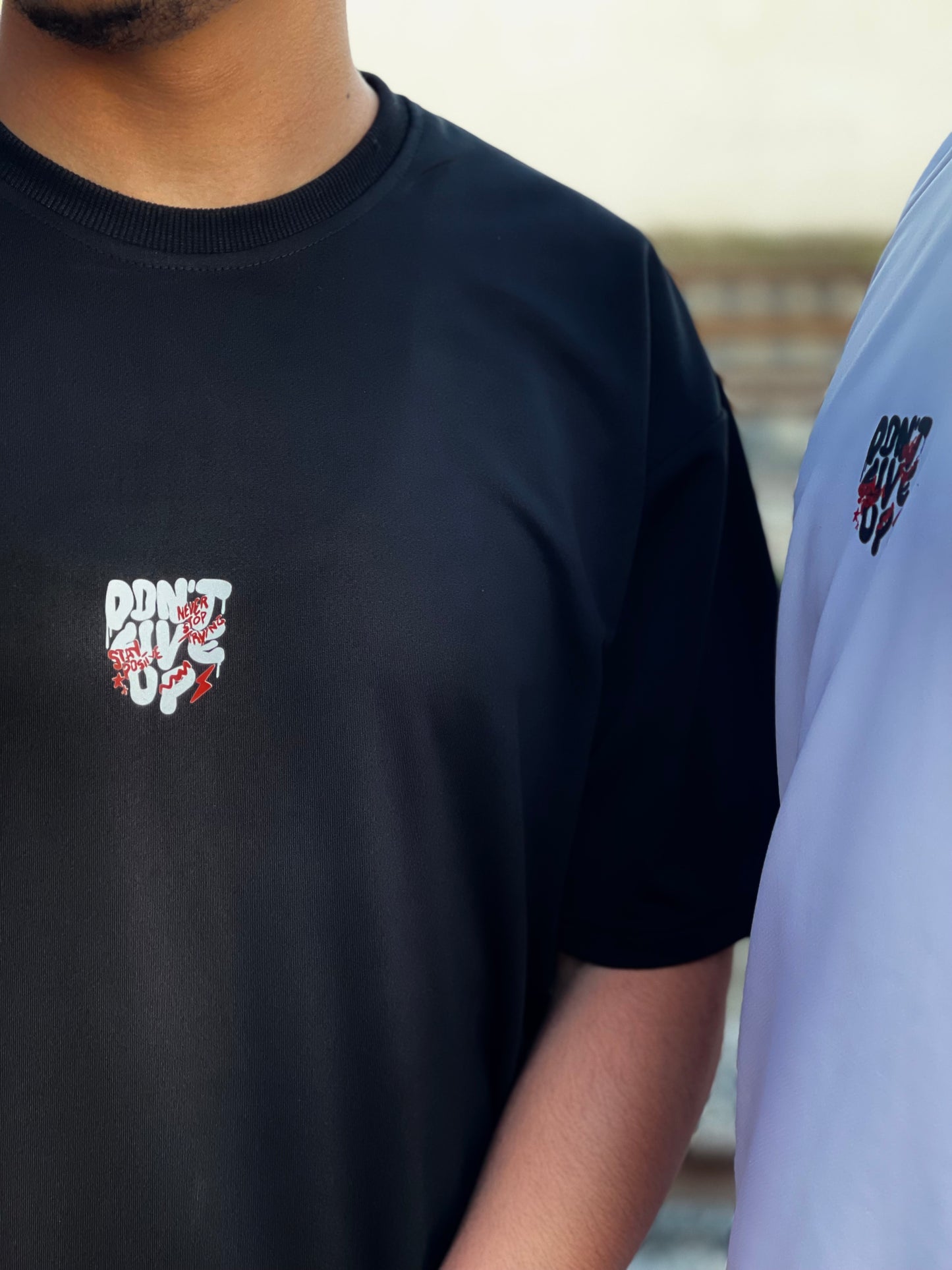Unisex Oversized T-Shirt – “DON’T GIVE UP” Edition 🇩🇿